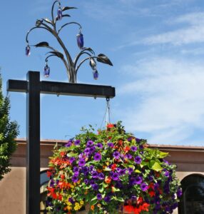 Projects-Hanging-Basket-and-Art -Pole